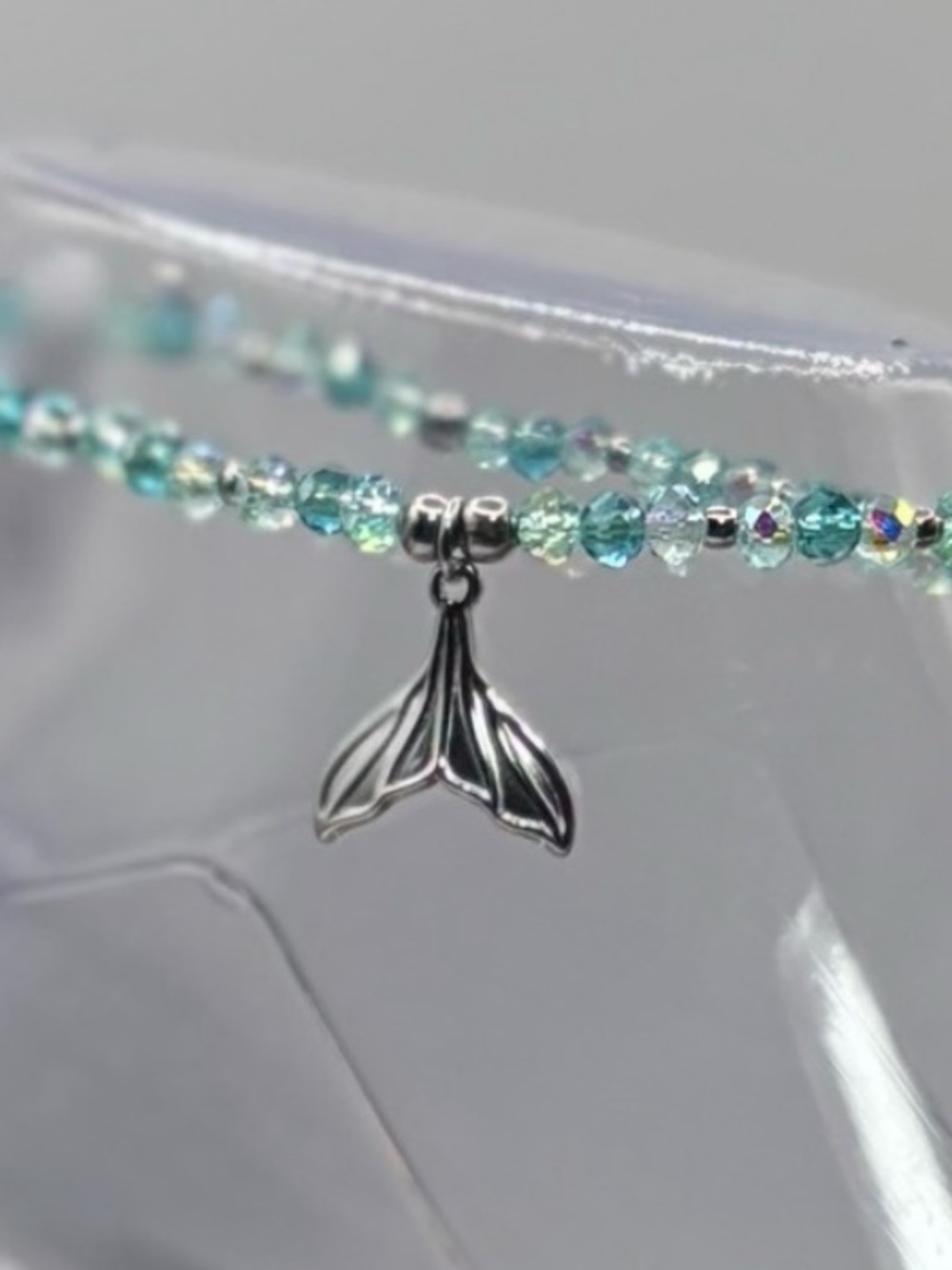 *ANKLET* S.Steel Gold Paw Print & AB Red White Blue Glass Stretchy Anklet - Picture 5 of 8